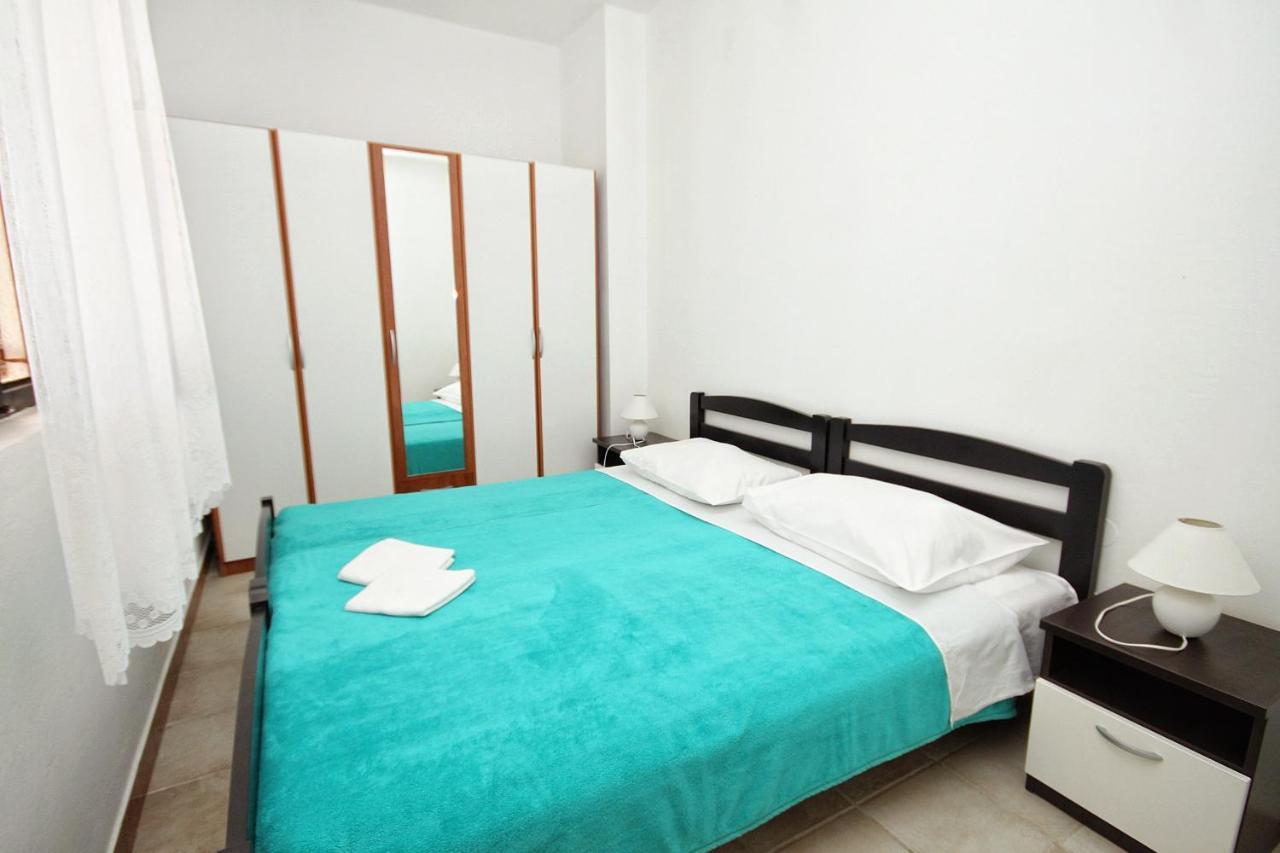 Family Friendly Seaside Apartments Vlasici, Pag - 4319 Ngoại thất bức ảnh