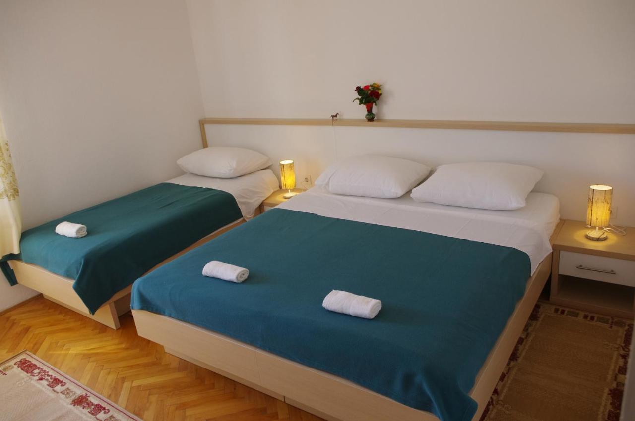 Family Friendly Seaside Apartments Vlasici, Pag - 4319 Ngoại thất bức ảnh